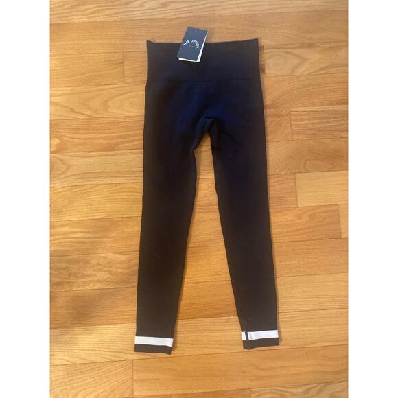 The Upside Black Leggings - Picture 4 of 7